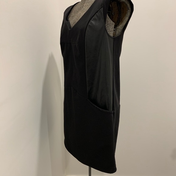 Women’s mini dress with pockets - Picture 2 of 8